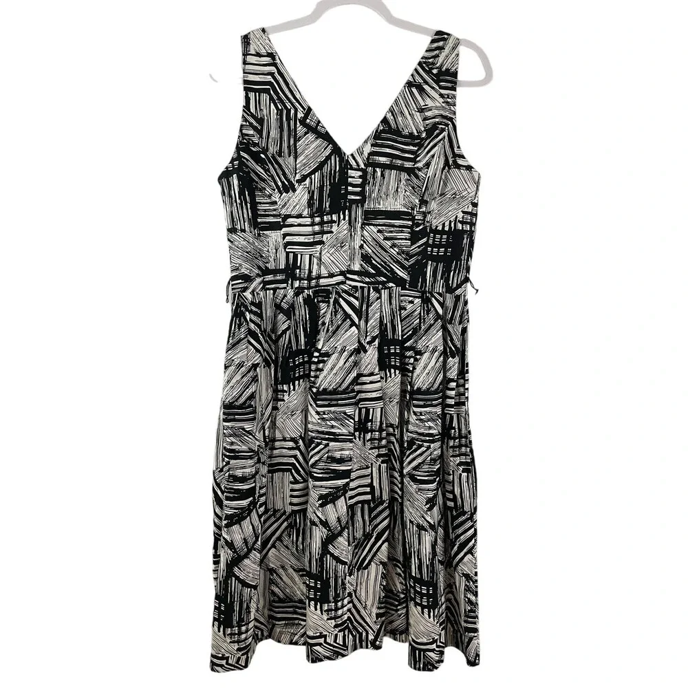 Coldwater Creek Size 8 Dress Black White A Line V Neck Modern Sleek Zipper - Picture 2 of 7